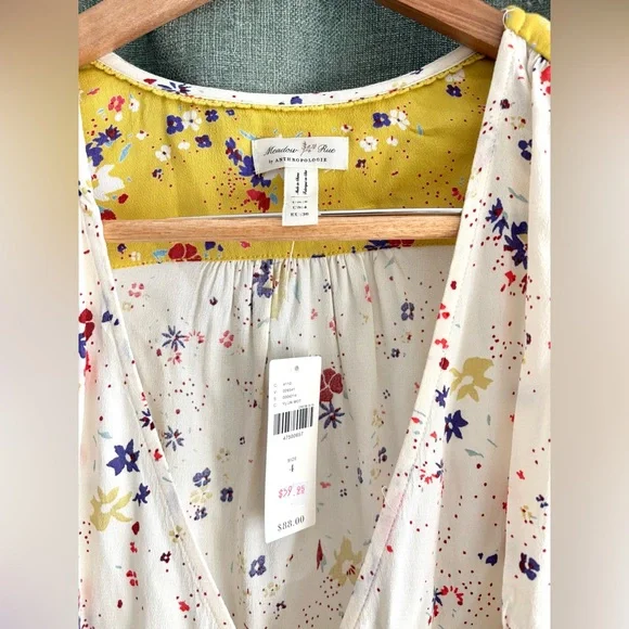 NWT Meadow Rue by Anthropologie Floral Wrap Blouse size 4 - Picture 6 of 7